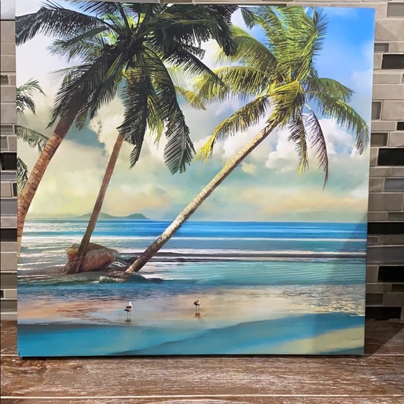 Courtside Market
A Found Paradise III 20" x 20" - Picture 3 of 4